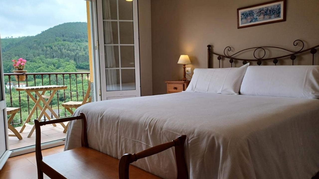 Apartamentos El Otero De Cudillero Soto de Luina Ngoại thất bức ảnh